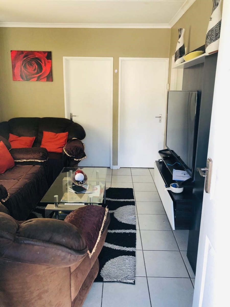 2 Bedroom Property for Sale in Electric City Western Cape